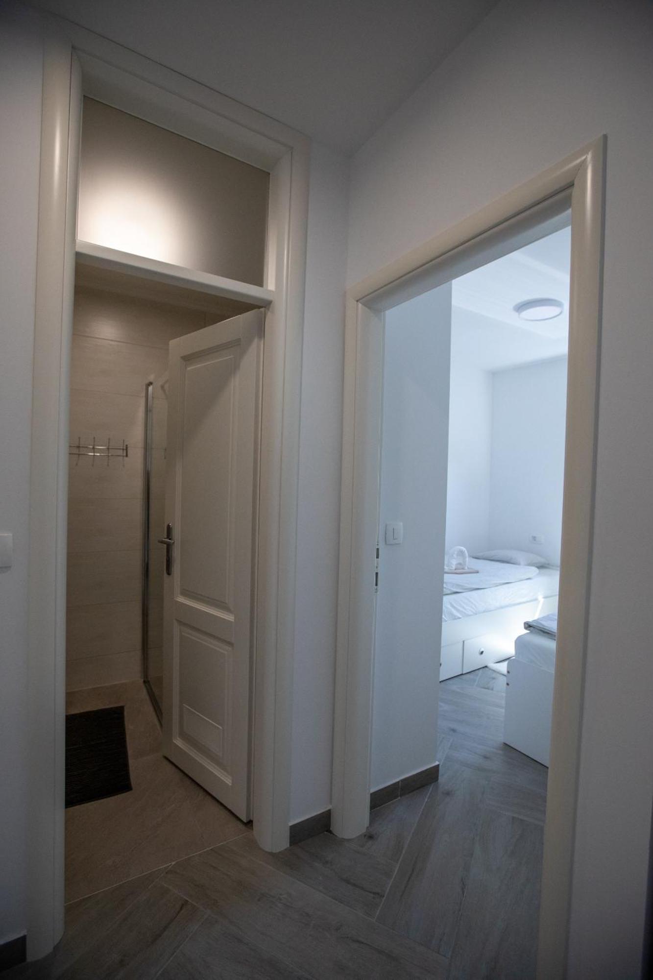 Apartmani Jancic Ogulin Habitación foto